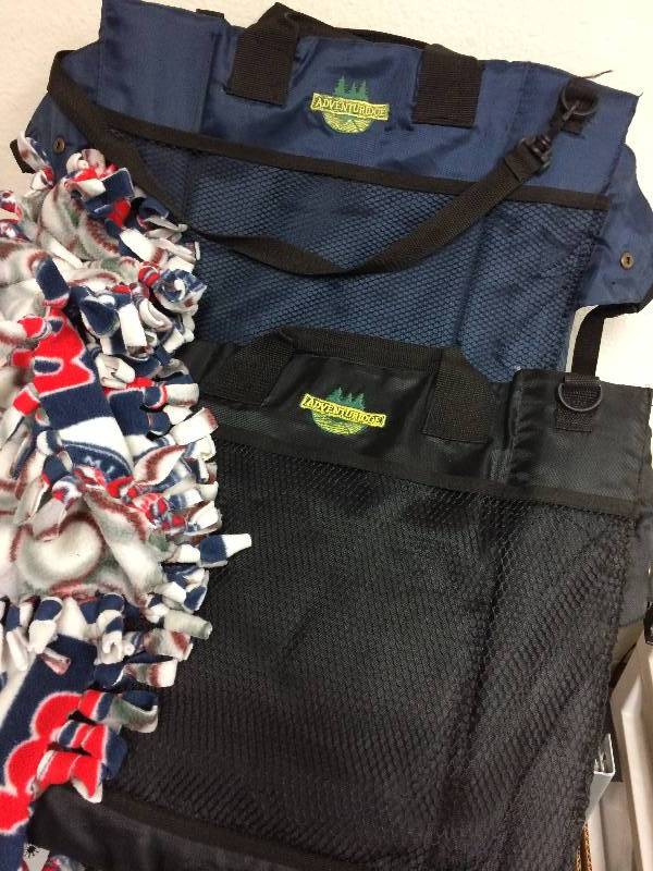 lot 47 image: Stadium Seats and Twins Blanket