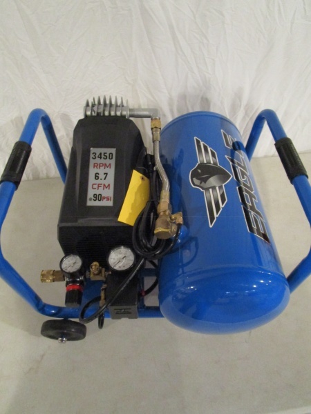 lot 8 image: Eagle  Contractor Air Compressor - 5 gallon