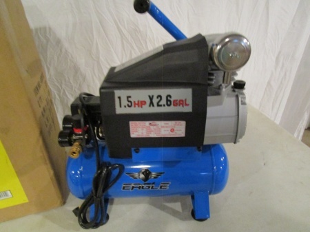 lot 12 image: Eagle Contractor 2.6 Gallon Air Compressor