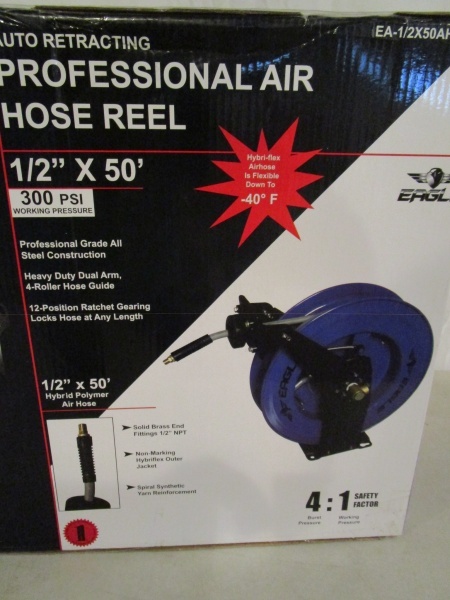 lot 16 image: Eagle Profeesional Air Hose Reel