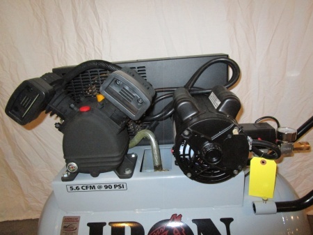 lot 55 image: Iron Horse 20 Gallon Portable Air Compressor