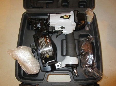 lot 66 image: Iron Horse Coil Roofing Nailer