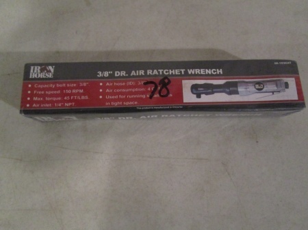 lot 78 image: Iron Horse 38 Drive Air Ratchet Wrench