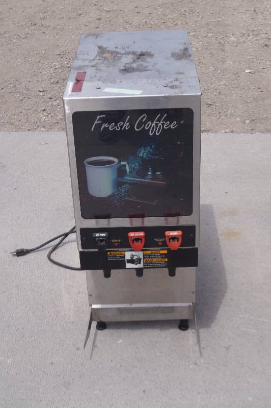 lot 5 image: Coffee Brewer