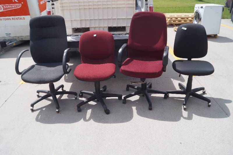 lot 36 image: Office Chairs