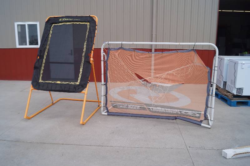 lot 44 image: EZ Goal Ball Return Net