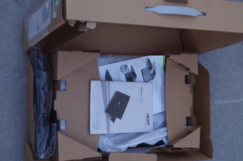 lot 85 image: Laptop PC