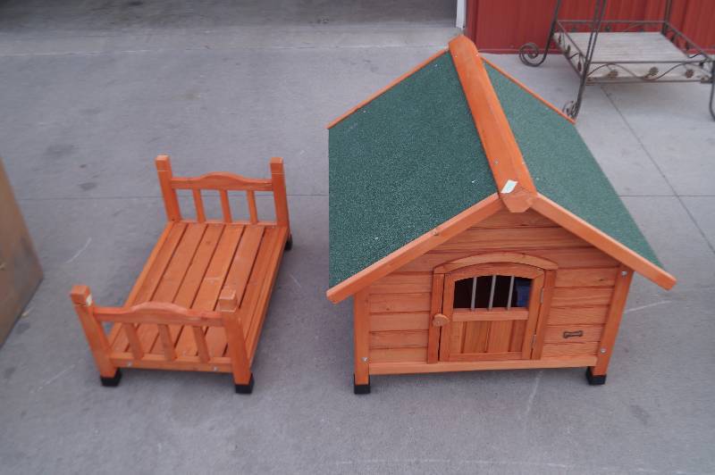 lot 93 image: Pet House & Bed