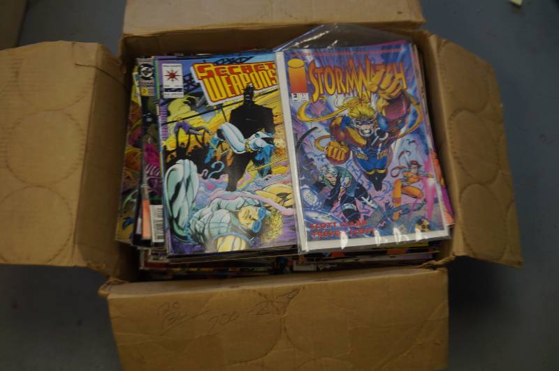 lot 139 image: Vintage Comic Books