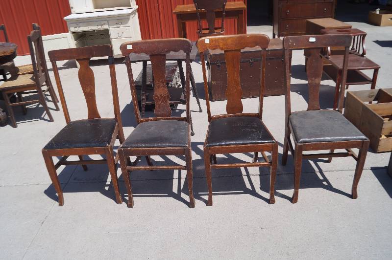 lot 166 image: Antique Chairs
