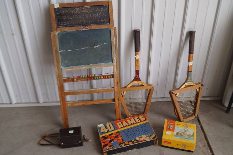 lot 190 image: Vintage Chalk BoardGamesCameras