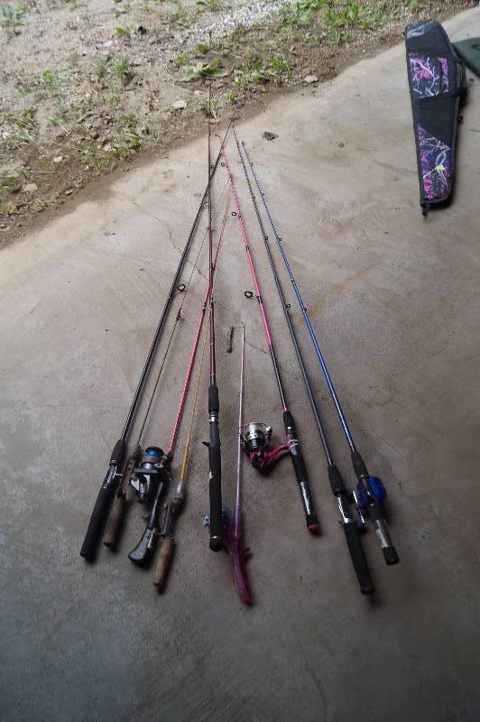 lot 19 image: Fishing RodsReels