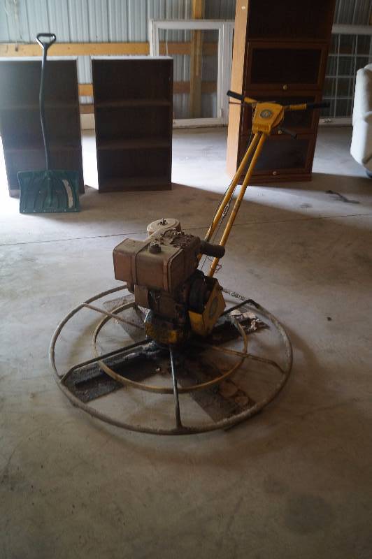 lot 21 image: Power Cement Trowel