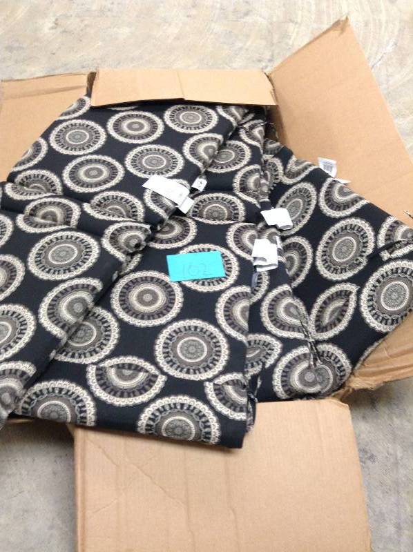 lot 102 image: Set of 4 NewHampton Bay  Black Geo Outdoor Dining Chair Cushion