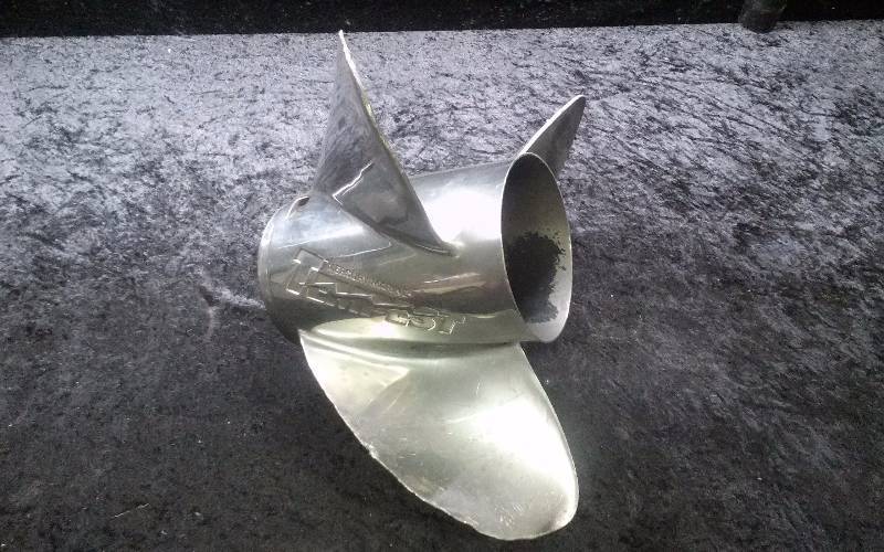 lot 6 image: Stainless Steel Propeller - Mercury Marine Tempest, 25 Pitch, 3 Blade