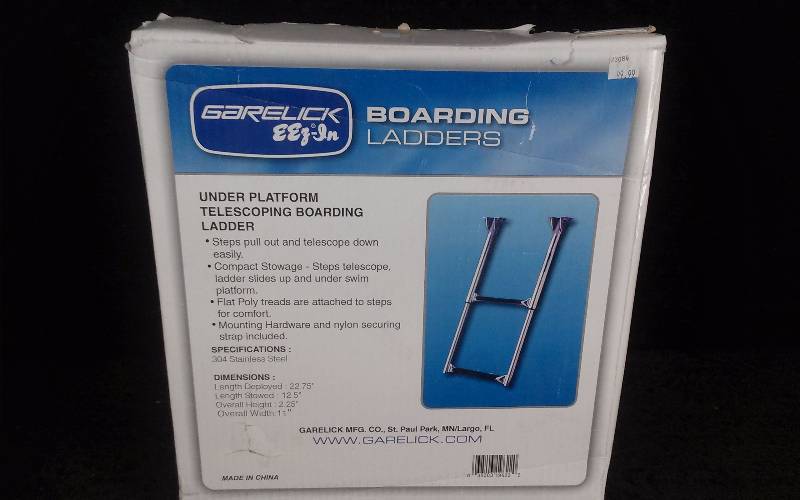 lot 23 image: Garelick EEz-In Boarding Ladder -Model 19622 - UNDER Platform Telescoping, Stainless
