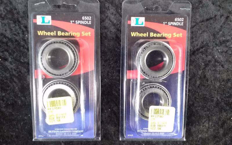 lot 167 image: Lot - (2) Dutton Wheel Bearing Set, 1 Spindle PN 6502