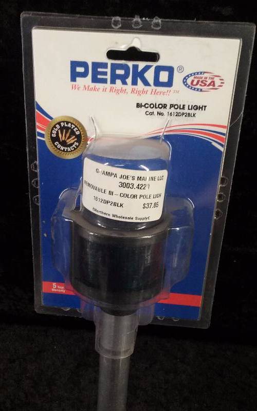 lot 193 image: Perko Bi-Color Removable Pole Light, 12, PN 1612DP2BLK