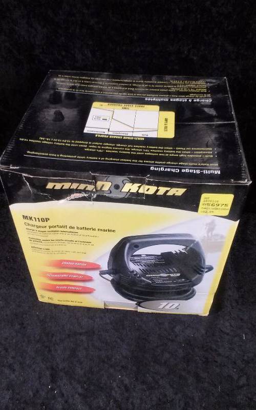 lot 238 image: MinnKota Portable Marine Battery Charger, 10 Amps, Fully Auto, Compact Design, Fast Charging