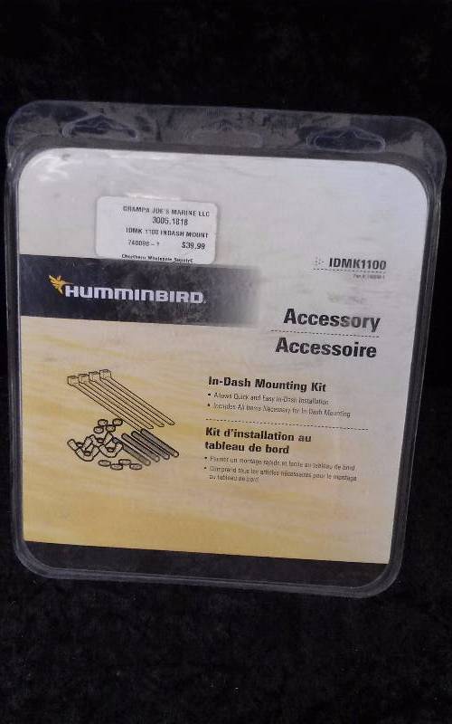 lot 312 image: Hummingbird In-Dash Mounting Kit, IDMK1100, PN 740098-1