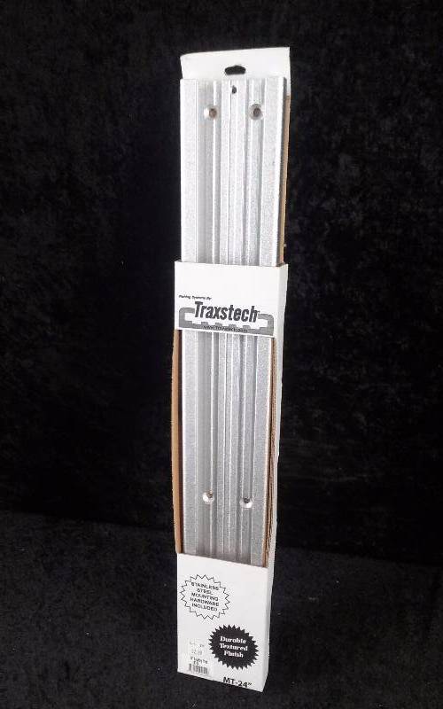 lot 411 image: Traxstech 24 Mounting Track, MT-24