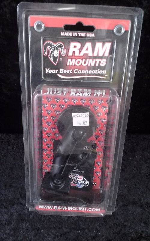 lot 423 image: RAM Mounting System, RAM-B-101-L011