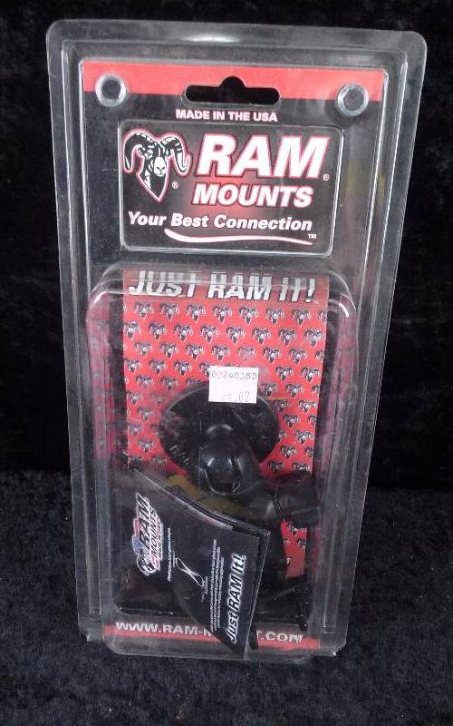 lot 424 image: RAM Mounting System, RAM-B-101-L011