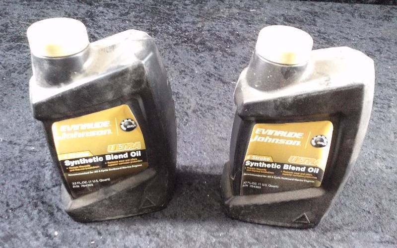 lot 500 image: OIL - (2) Evinrude 4-Stroke, Synthetic Blend Oil, 1qteach