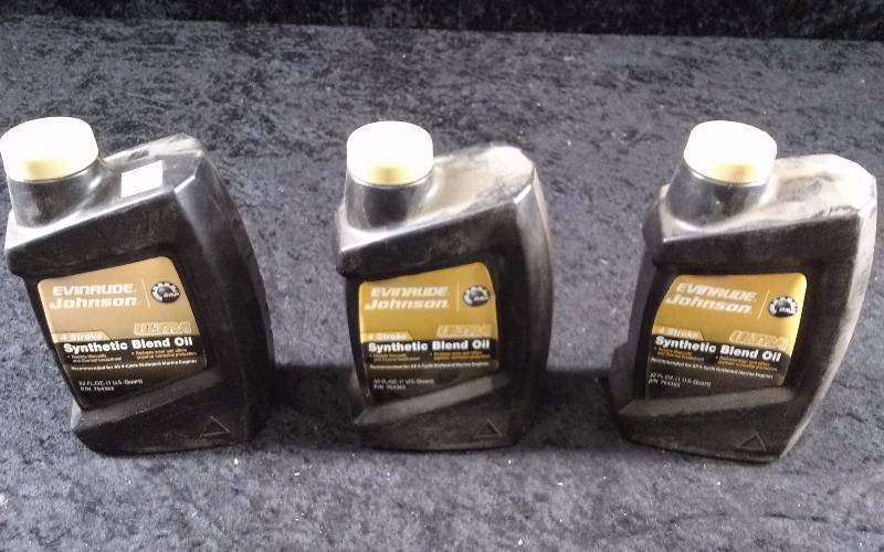 lot 501 image: OIL - (3) Evinrude 4-Stroke, Synthetic Blend Oil, 1qteach