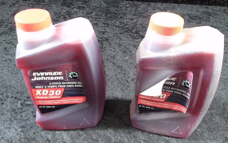 lot 509 image: OIL - (2) Evinrude XD30, 2-Cycle Outboard Oil, 1qteach