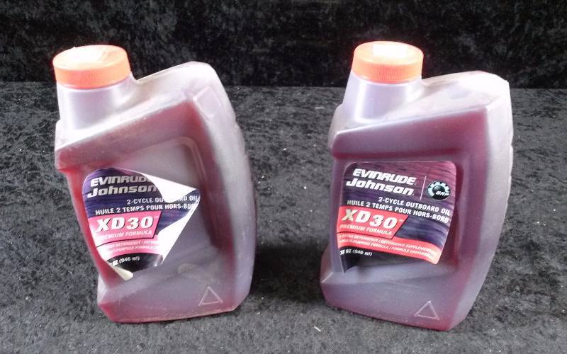 lot 510 image: OIL - (2) Evinrude XD30, 2-Cycle Outboard Oil, 1qteach