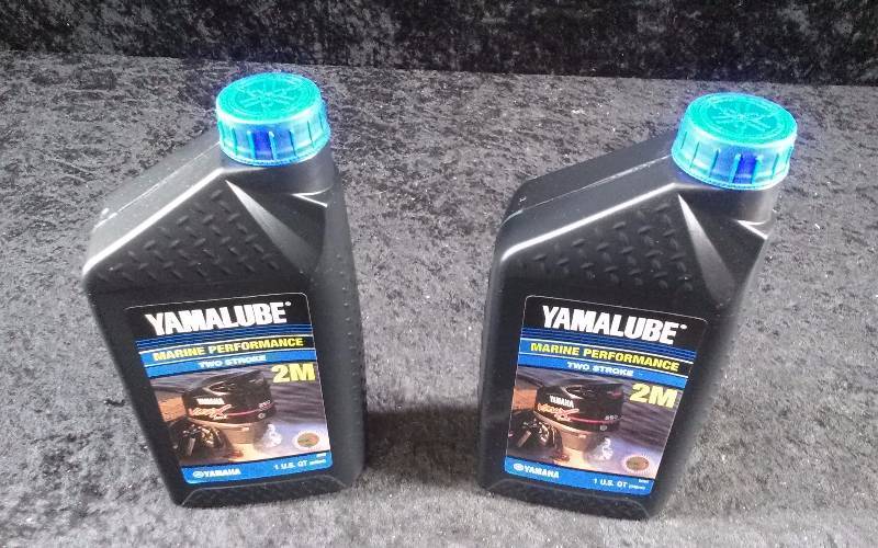 lot 540 image: OIL - (2) Yamalube Marine Performance, 2-Stroke, 2M, 1qteach