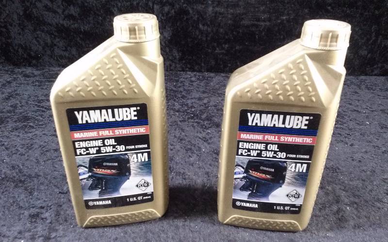 lot 546 image: OIL - (2) Yamalube Marine Engine Oil, 4-Stroke, 4M, FC-W 5W-30, 1qteach