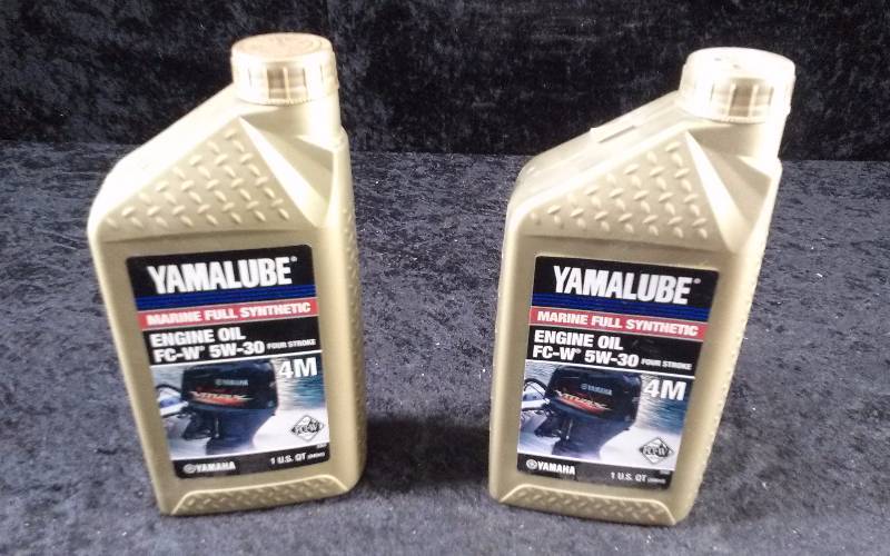 lot 547 image: OIL - (2) Yamalube Marine Engine Oil, 4-Stroke, 4M, FC-W 5W-30, 1qteach