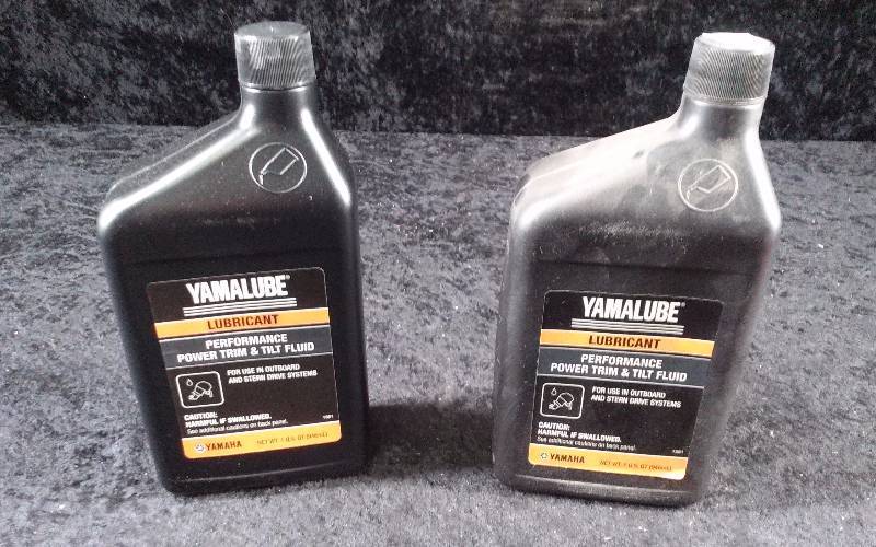 lot 552 image: (2) Yamalube Performance Power TrimTilt Fluid, 1qteach