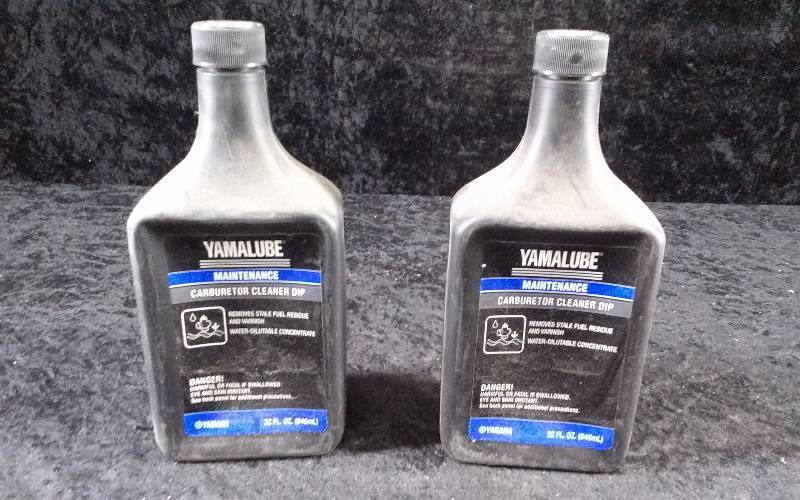 lot 563 image: (2) Yamalube Maintenance Carburetor Cleanup Dip, 1qteach