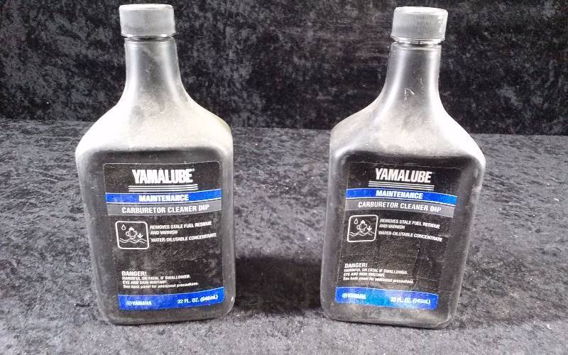 lot 564 image: (2) Yamalube Maintenance Carburetor Cleanup Dip, 1qteach