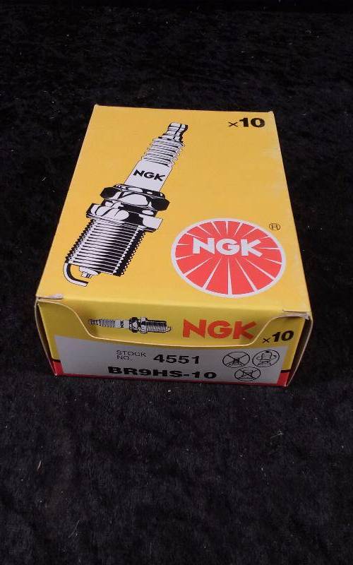 lot 699 image: SPARKPLUG - (10) NGK 4551BR9HS-10 1