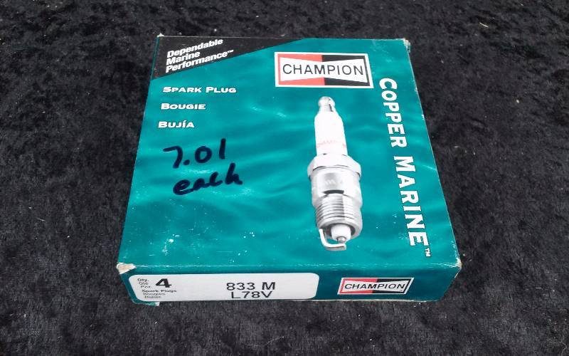 lot 741 image: SPARKPLUG - (4) Champion 833 ML78V