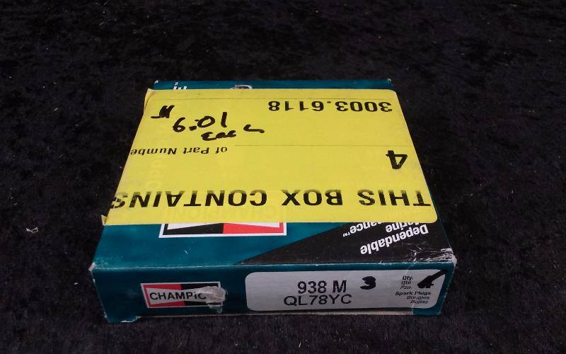 lot 747 image: SPARKPLUG - (4) Champion 938 MQL78YC