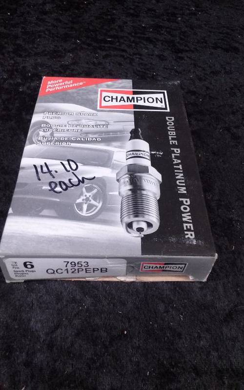 lot 749 image: SPARKPLUG - (6) Champion 7953QC12PEPB