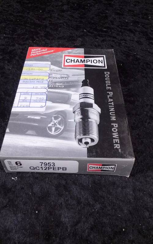 lot 750 image: SPARKPLUG - (6) Champion 7953QC12PEPB