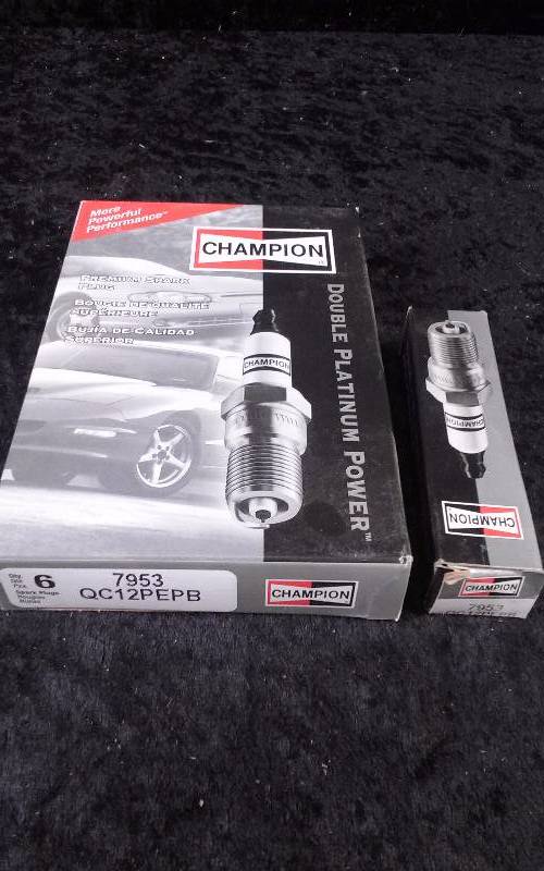 lot 751 image: SPARKPLUG - (7) Champion 7953QC12PEPB