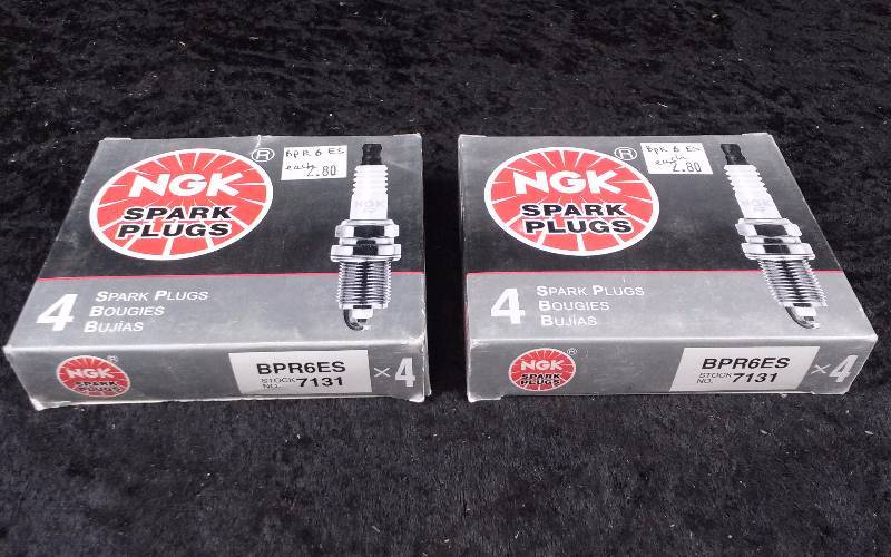 lot 759 image: SPARKPLUG - (8) NGK 7131BPR6ES