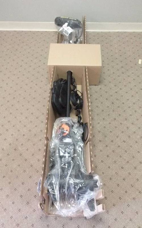 lot 776 image: MinnKota Terrova Trolling Motor 80US2, 24v, SN P029MK00331 NEW