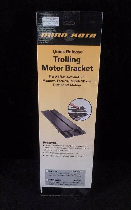 lot 791 image: MinnKota Quick Release Trolling Motor Bracket, PN MKA-5262  1862016