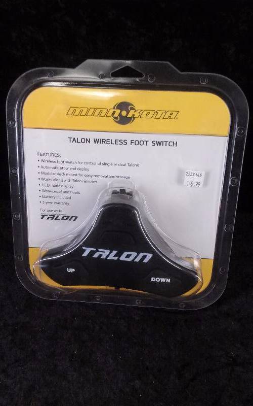 lot 798 image: MinnKota Talon Wireless Foot Switch, PN 1810256