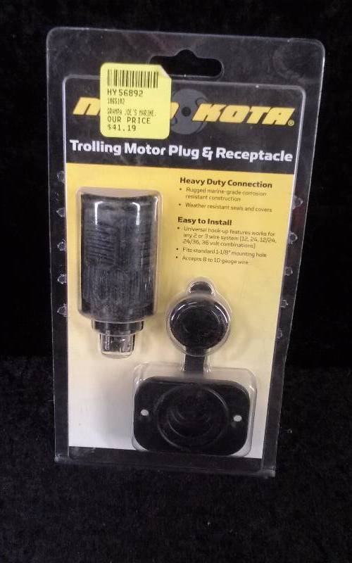 lot 815 image: MinnKota Trolling Motor Plug & Receptacle, MKR-18, PN 1865102