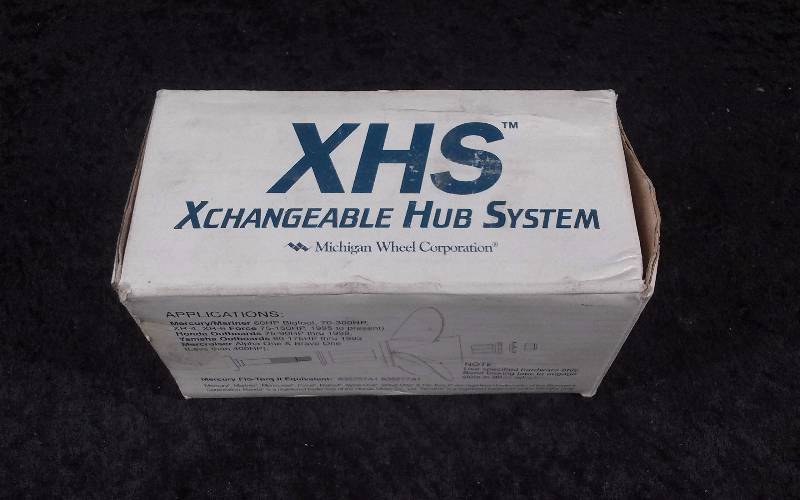 lot 910 image: Hub System - Michigan Wheel XHS Xchangeable Hub System, 102