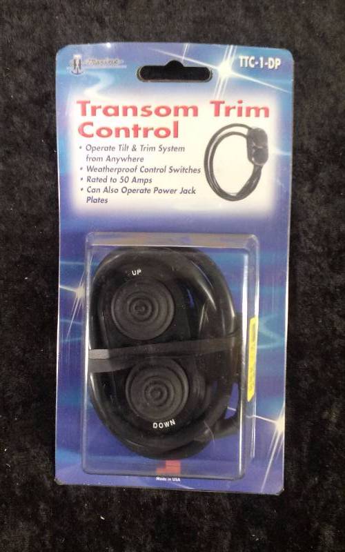 lot 967 image: TH Marine Transom Trim Control, TTC-1-DP